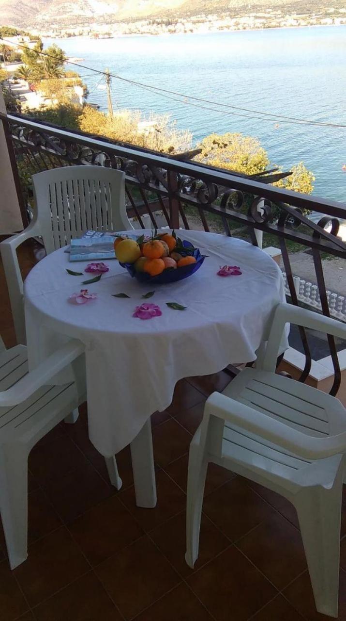Apartments Vini Τρογκίρ Εξωτερικό φωτογραφία