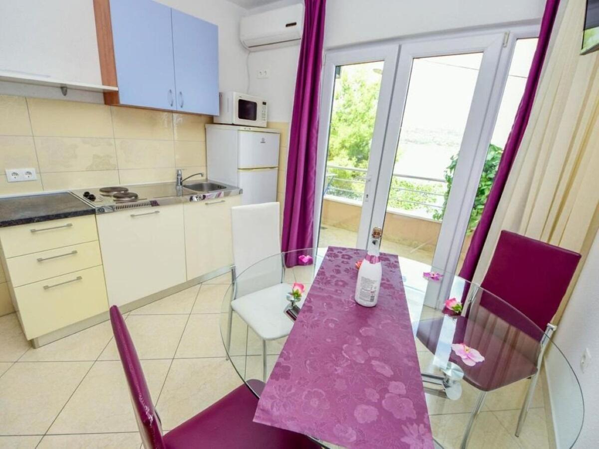 Apartments Vini Τρογκίρ Εξωτερικό φωτογραφία